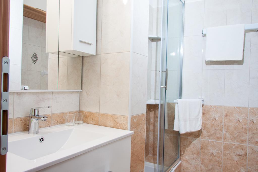 Apartments Mezzanine ซาเกร็บ ภายนอก รูปภาพ