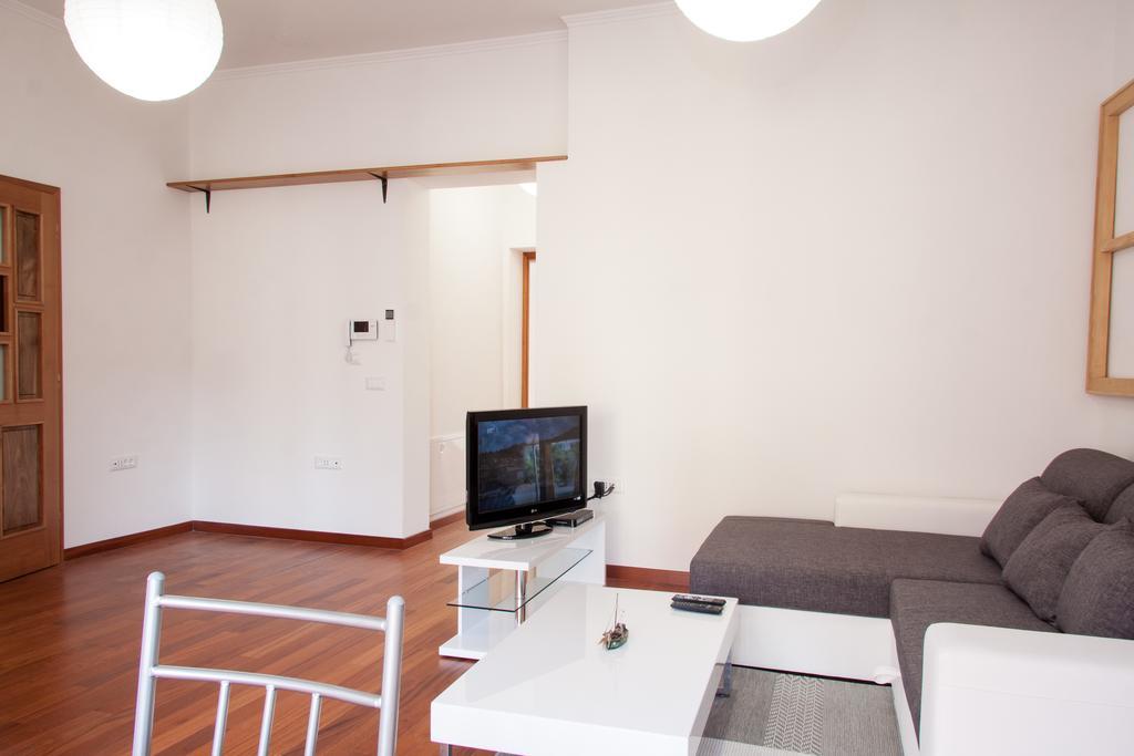 Apartments Mezzanine ซาเกร็บ ภายนอก รูปภาพ